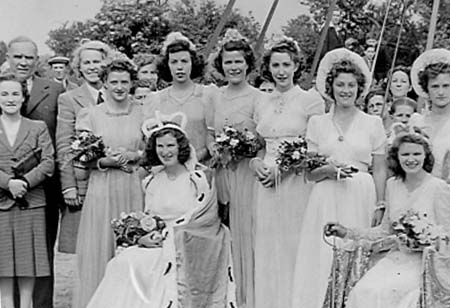 Hulcote May Day 12 1945