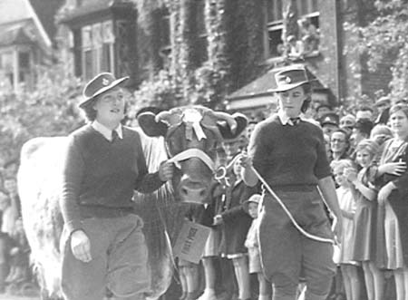 Parade 09 1943