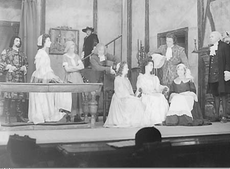 Theatre Visit 01 1946