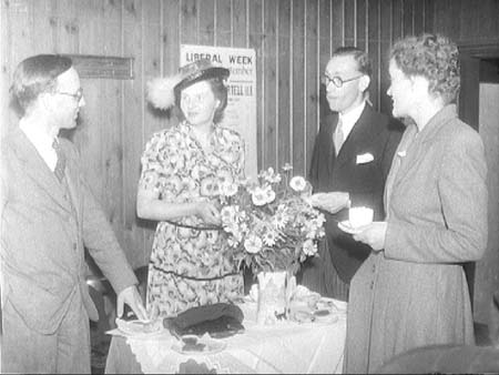 VIP Visit 1949.3907
