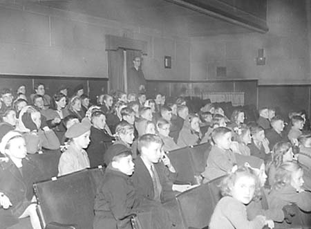 1947 Film Show 01
