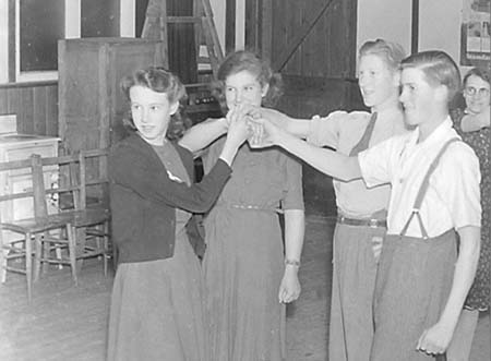 1947 Folk Dancing 02