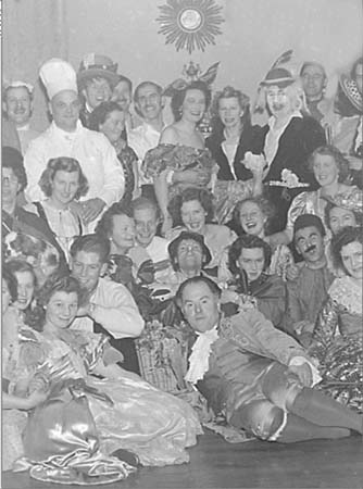 1949 New Year Party 04
