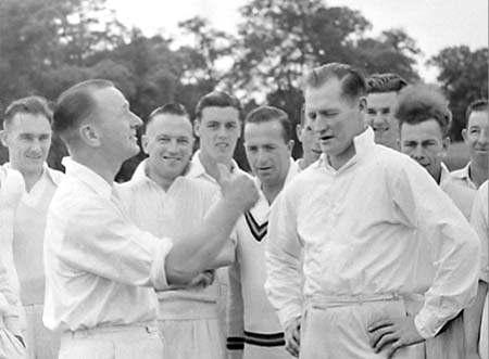 1954 Cricket Team 04