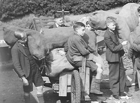 1942 Salvage 03