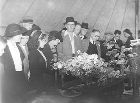 1943 Forces Fundraising 11