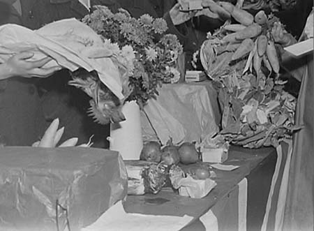1944 Bazaar 12