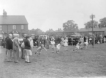 1945 School Sports 07