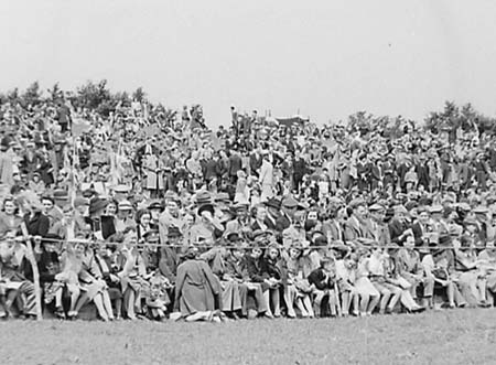 1945 Show One 16