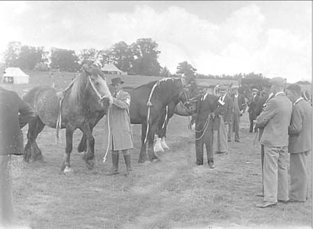 1945 Show Two 09