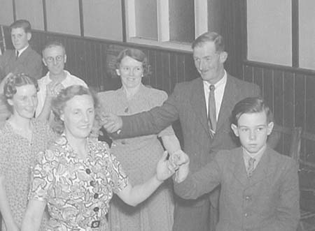 1946 Country Dance 01