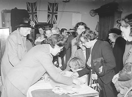 1944 Fundraising 01