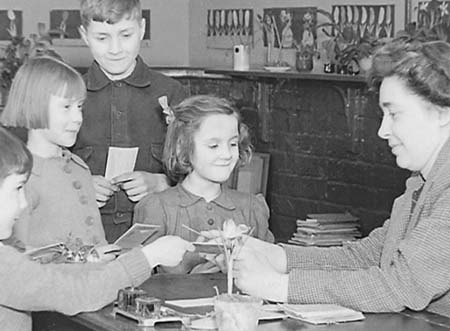 1944 School 02