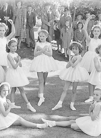 1947 Church Fete 04