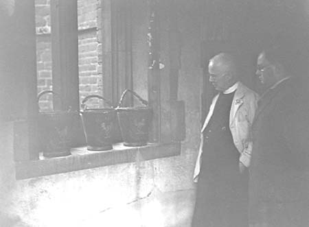 1940 Leather Buckets 01