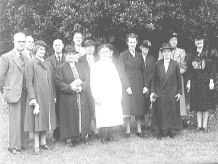 1946 Presentation 02