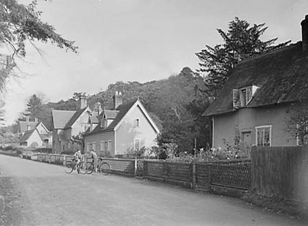 1944 Old Houses 01