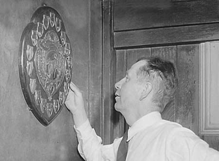 1948 Cricket Shield 01