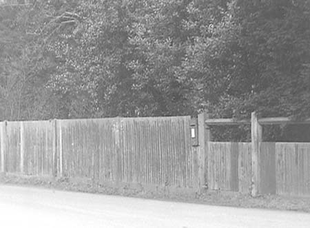 1949 Park Fence 02