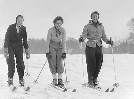  Skiers 1956 01