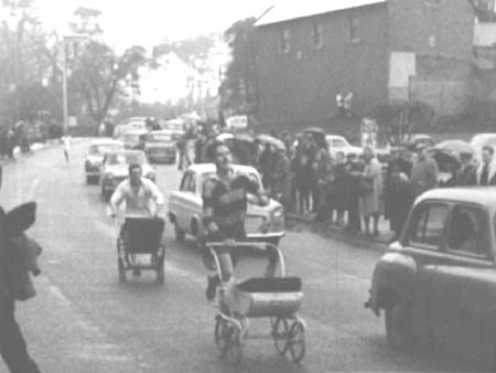 Pram Race.1960s.5370