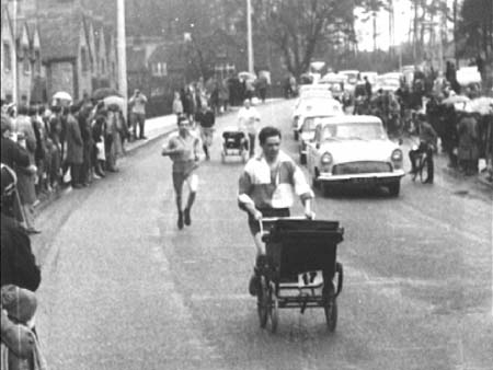 Pram Race.1960s.5372