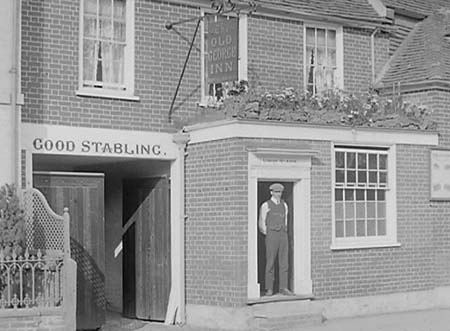 Old George Inn  e1900s.03