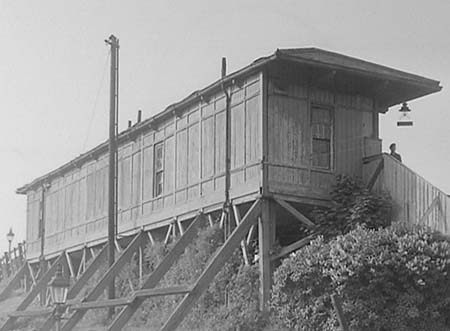 1952 Shefford Station 02