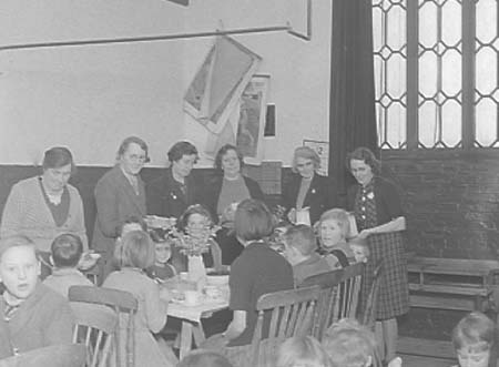 1943 WVS Party 03