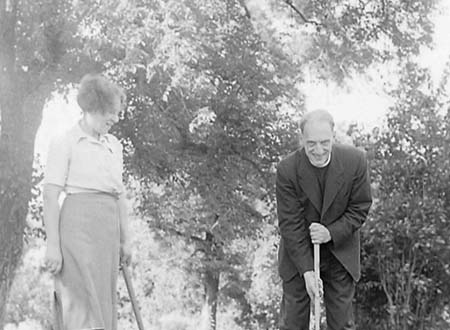 1950 Local People 08