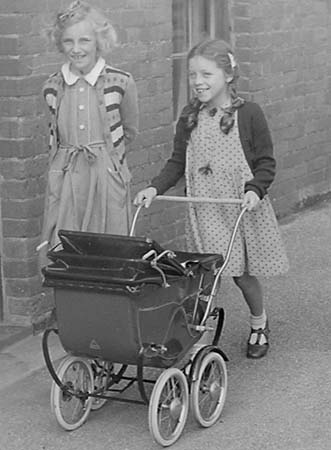 1950 Local People 31