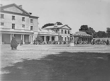 1944 Garden Fete 03