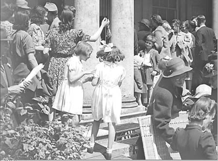 1944 Garden Fete 11