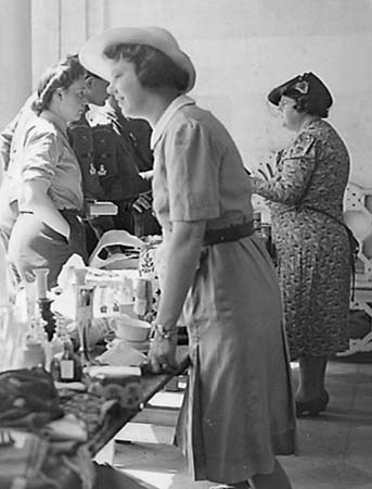 1944 Garden Fete 13