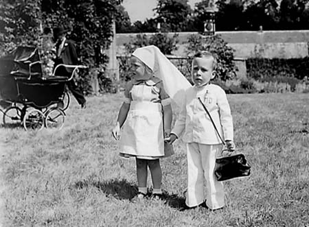 1944 Garden Fete 20
