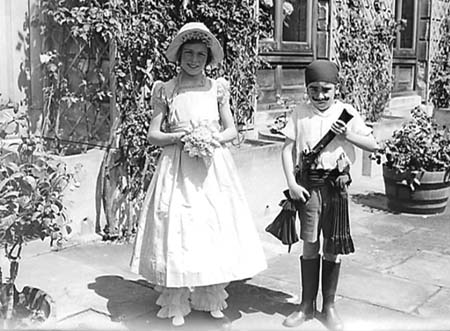 1944 Garden Fete 22