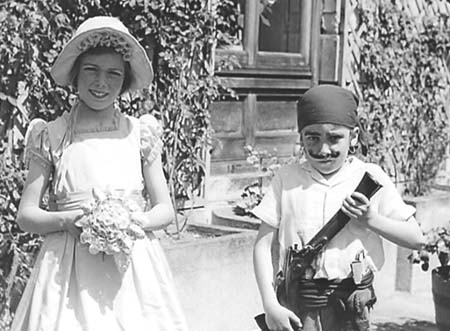 1944 Garden Fete 23