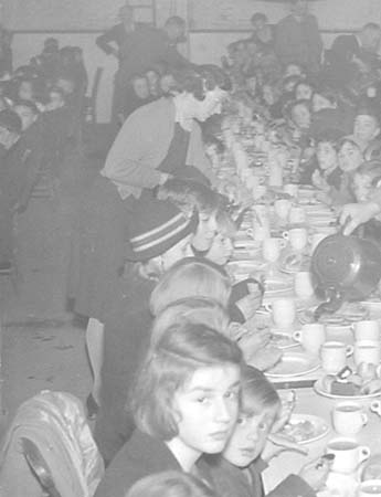 1946 Xmas Party 03
