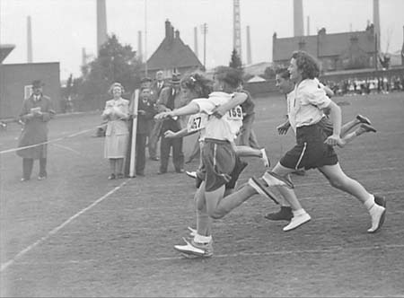 1948 School Sports 03