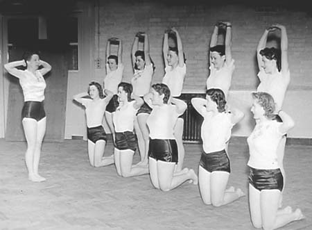 1949 Keep Fit 01