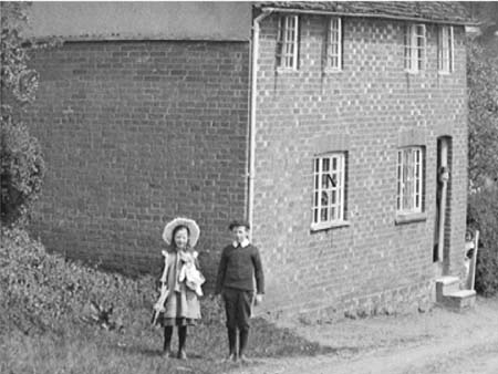 Green End e1900s.4351
