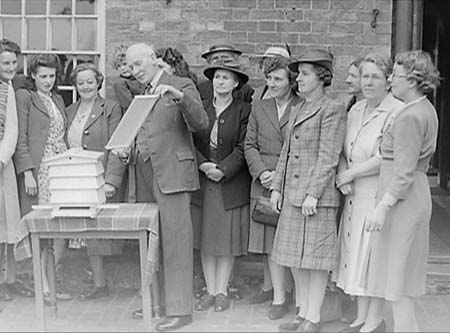 1948 Bee-Keeping 06