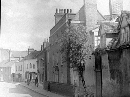 Dunstable St (97).2918