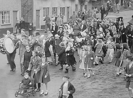 Parade 1946 13