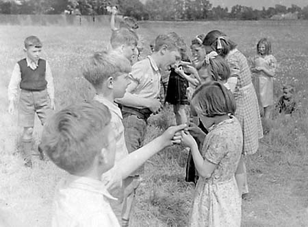 1946 Childrens Sports 09