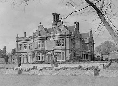 1946 The Manor 03