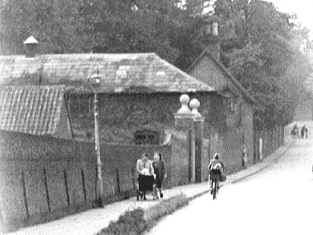 1945 Ampthill House 02