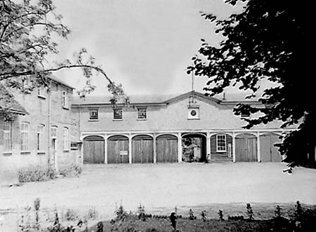 1948 Bedford Arms 04