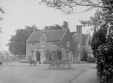 1948 Vicarage 01