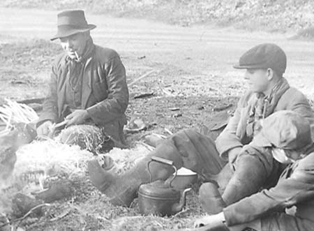 1949 Gypsy Family 05